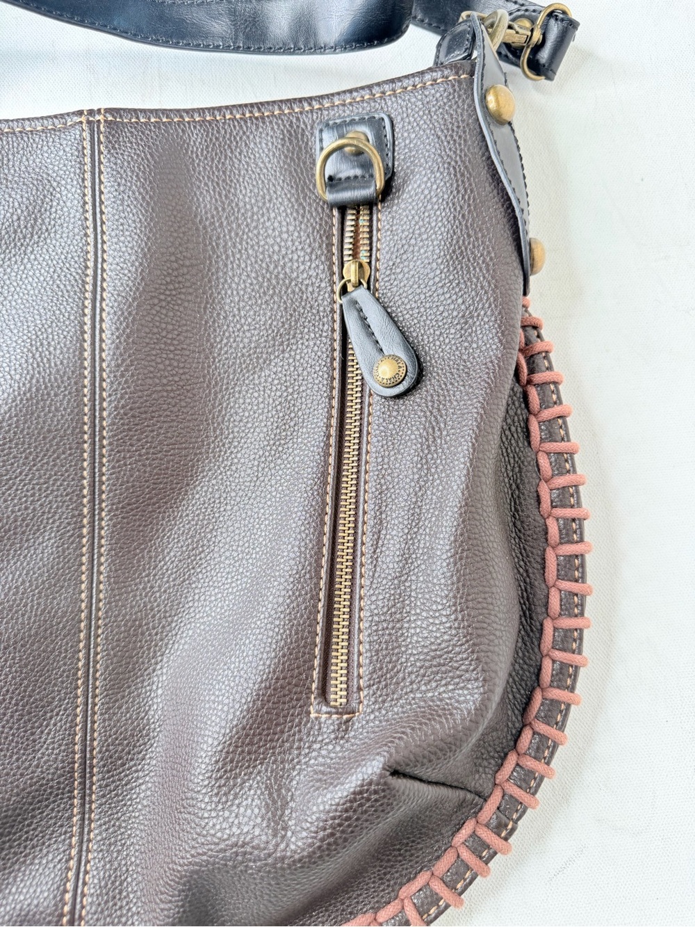Chala boho brown leather shoulder bag - Picture 4 of 7